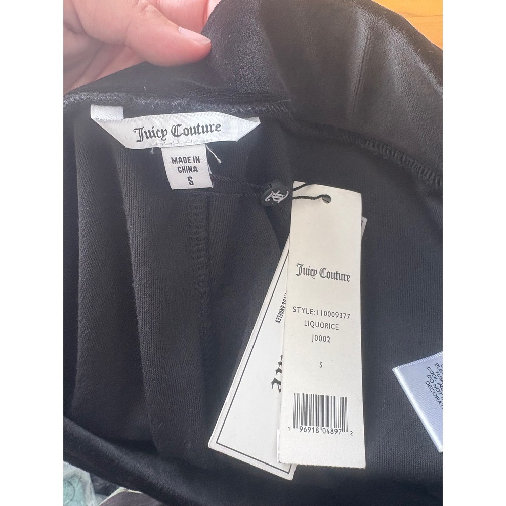 Juicy Couture OG Bling Velour Lifestyle Shorts – Black Licorice – Small - Picture 5 of 6